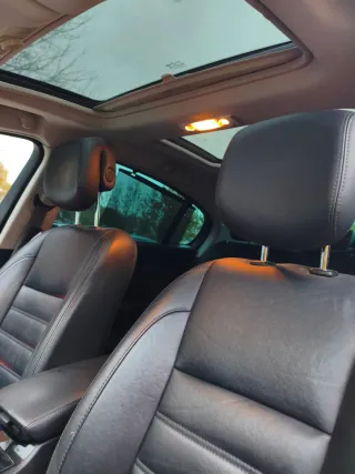 Renault Latitude 2012