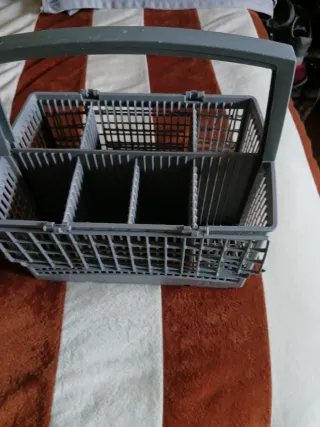 Cesto para lavavajillas Bosch