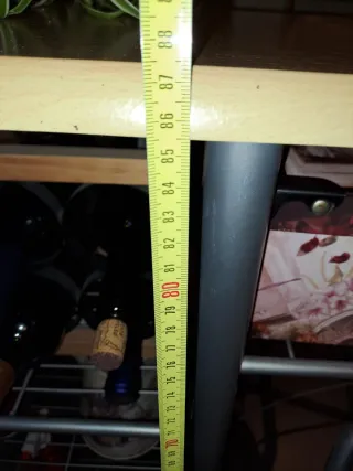 Mesa alta o barra de cocina con 2 taburetes