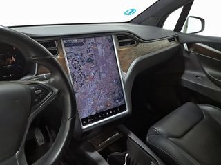 Tesla Model X 75D 4WD