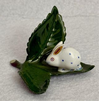 Statuina porcellana Herend coniglio foglia