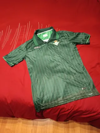 Segunda equipación Real Betis Balompié