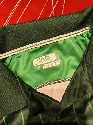 Segunda equipación Real Betis Balompié