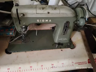 Máquina de coser Sigma