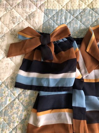 Blusa fluida lazos hombro rayas