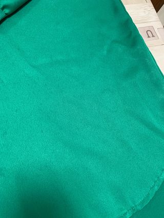 Camisa verde cetim oversize