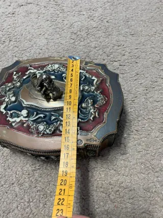 Portagioie antico decorato argento