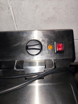 Freidora Banks 8L 300x430x400