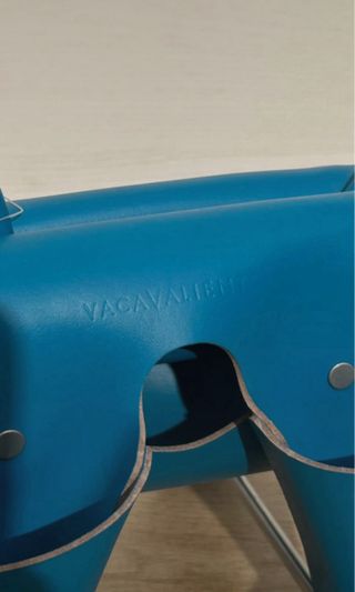 Portapenne Vacavaliente pelle turchese