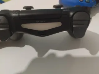 2 Mandos PS4 Negros y Azules