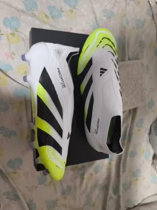 Botas de fútbol Adidas Predator