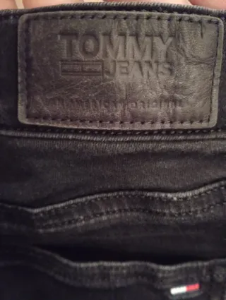 Pantalón Tommy Jeans Negro Mujer