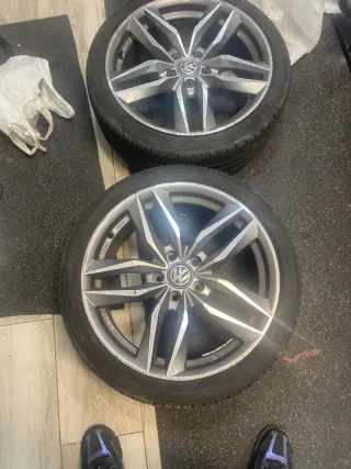 Llantas Audi RS6 Grupo VAG medidas 225/40zr 18 92y