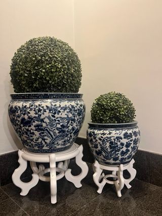 Juego 2 Maceteros Cerámica con Pies