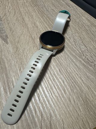 Garmin Venu Oro/Blanco