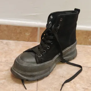 Sneakers Converse nere con platform