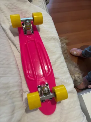 Monopatín rosa para niños