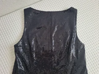 Vestido negro lentejuelas fiesta