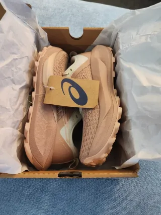 Zapatillas Trail Asics Trabuco 13 Mujer