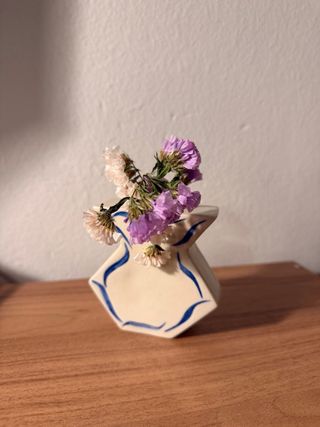 Solifloro cerámica crema artesanal