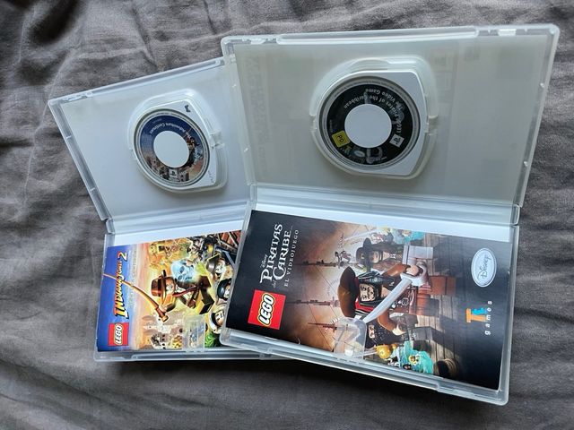 LEGO Indiana Jones 2 / Piratas del Caribe PSP