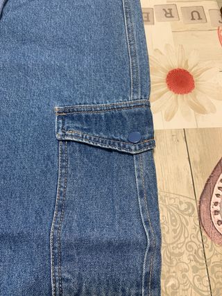 Calças ganga largas com bolsos