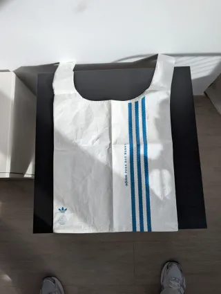 Adidas Gazelle Indoor Bad Bunny || Size 44