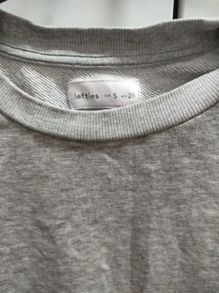 Sudadera gris