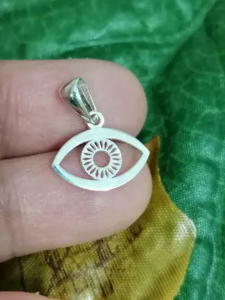 Colgante amuleto Ojo biselado Plata de Ley