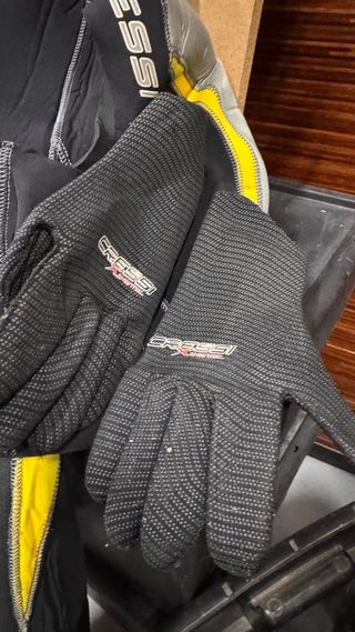 Equipo de buceo completo CRESSI amarillo y negro