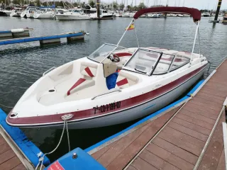 Embarcación/Barco Glastron GT 205