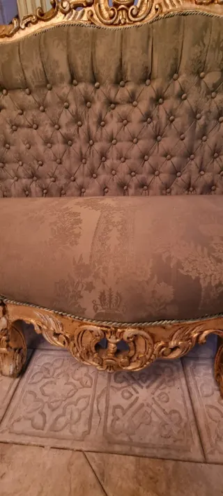 Sofá y 2 butacas estilo Luis XV dorado