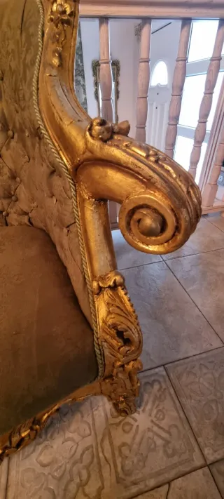 Sofá y 2 butacas estilo Luis XV dorado