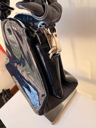 Borsa Miu Miu in vernice Blu