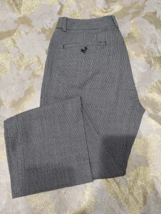 Pantalone a sigaretta