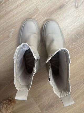 Botas Zara Beige Mate Impermeables Talla