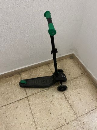Patinete 3 Ruedas Negro y Verde