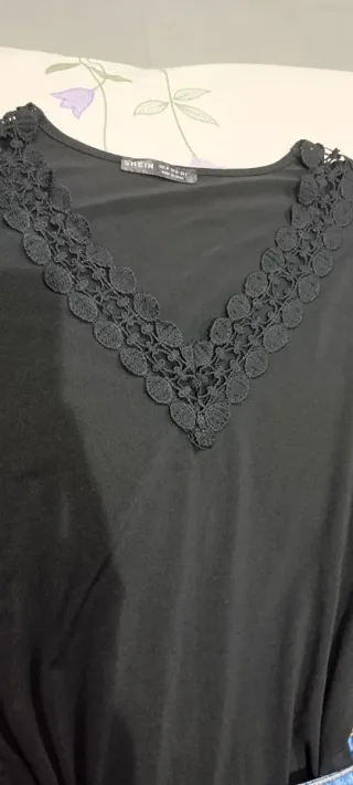 Conjunto Top Negro y Falda Vaquera