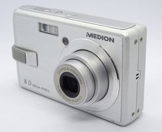 Medion MD85867 Fotocamera Digitale 8.0 MP Argento