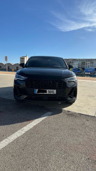 Audi Q3  sportback 45 TFSIe stronick black-line