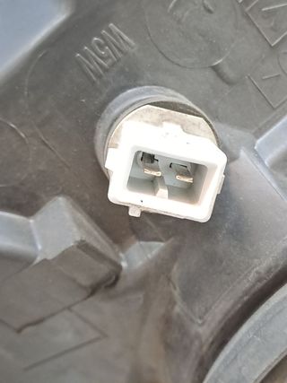 FARO IZQUIERDO RENAULT KANGOO (4)