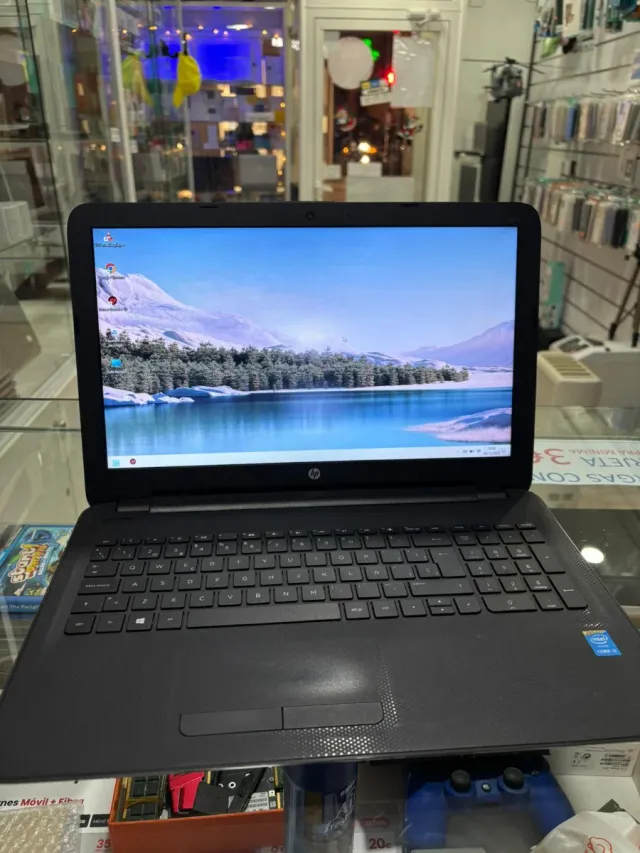 HP 250 G4 i5 8GB RAM 240GB SSD Negro