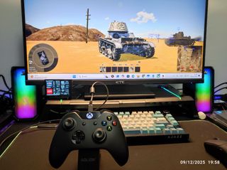 Mando Xbox One Negro + Soporte + Cable USB