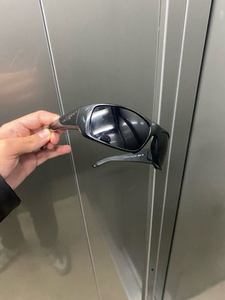 Gafas de sol Arnette negras y grises