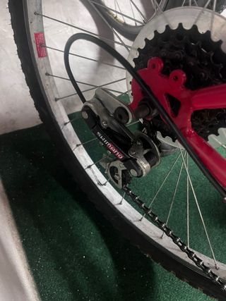 Bicicleta de Montaña TOPBIKE Roja y Blanca