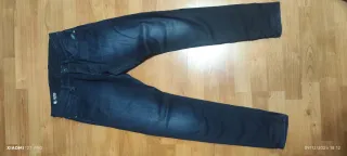 Pantalón tejano chico