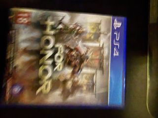 PS4 (PlayStation 4) Juegos + base para guardarlos