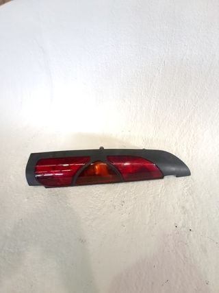 PILOTO TRASERO IZQUIERDO RENAULT KANGOO (KC0/1_)