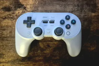 8BitDo Pro 2 mando