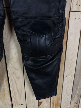 PANTALON T-XL DE CUERO PARA MOTO GARIBALDI 5